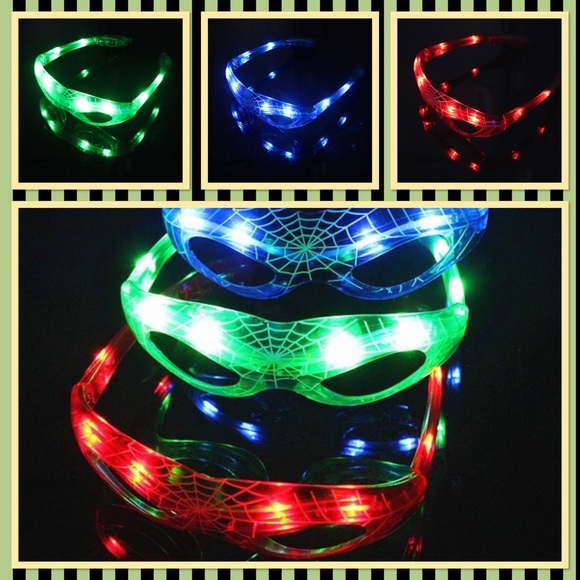 🤓New 4/$15 Light up LED Flashing Glass Spider-Man - Picture 1 of 6